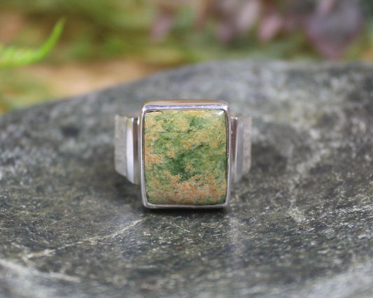 Sterling Silver Flower Jade Pounamu Ring - NZ Greenstone