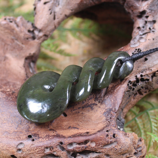 Twist carved from Rimu Pounamu - NZ Greenstone
