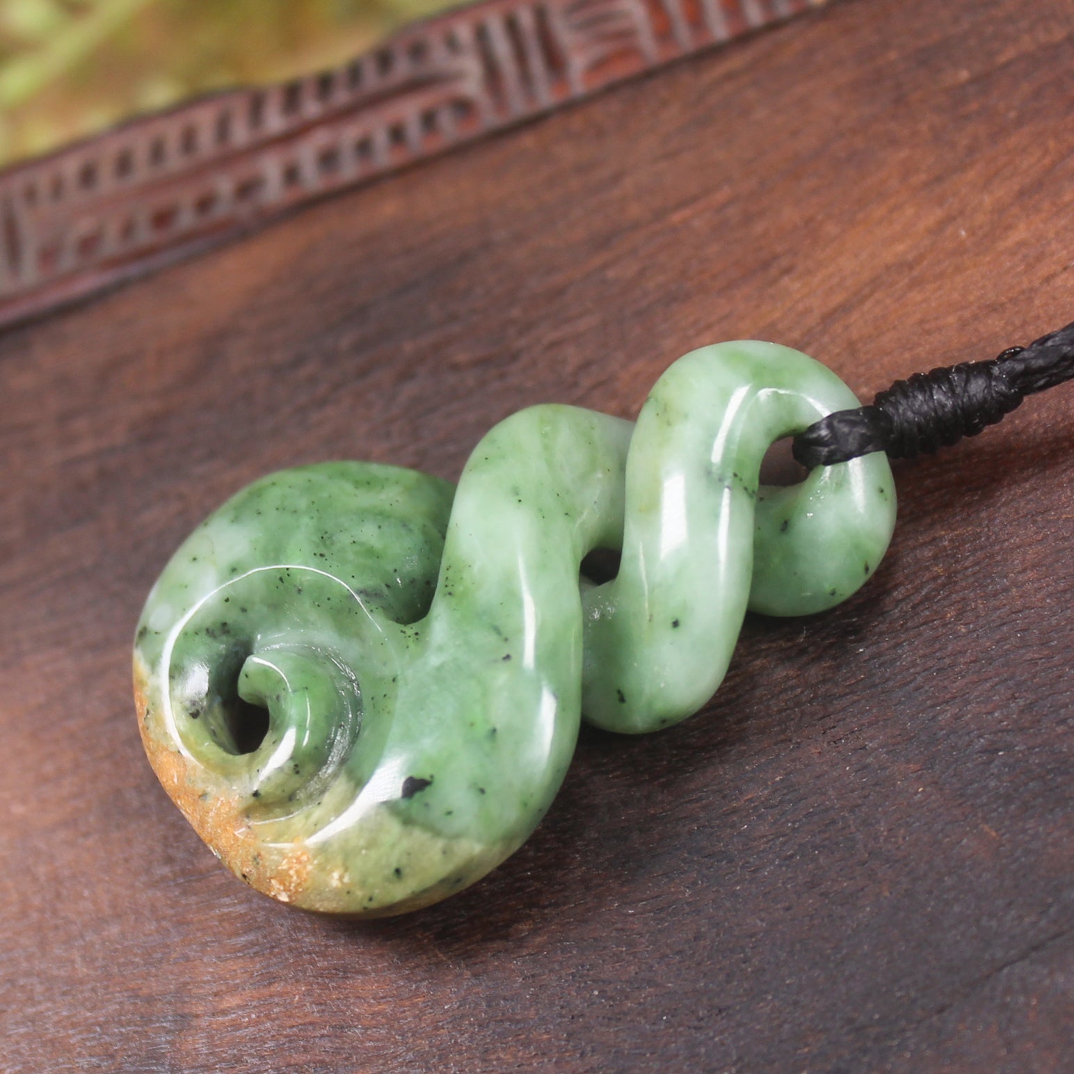 Twist or Pikorua carved from Flower Jade Pounamu - NZ Greenstone