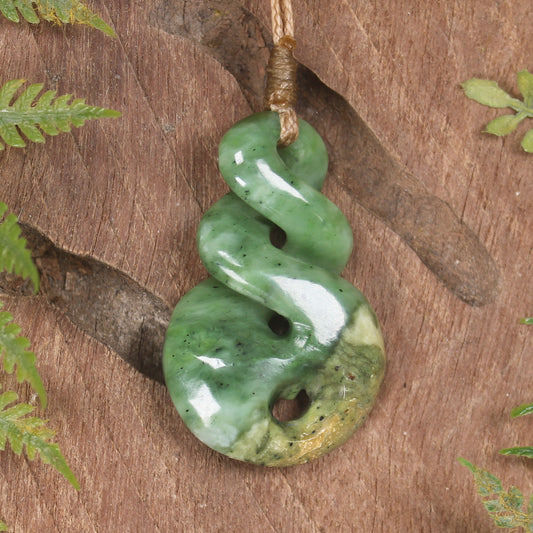 Twist or Pikorua carved from Flower Jade Pounamu - NZ Greenstone