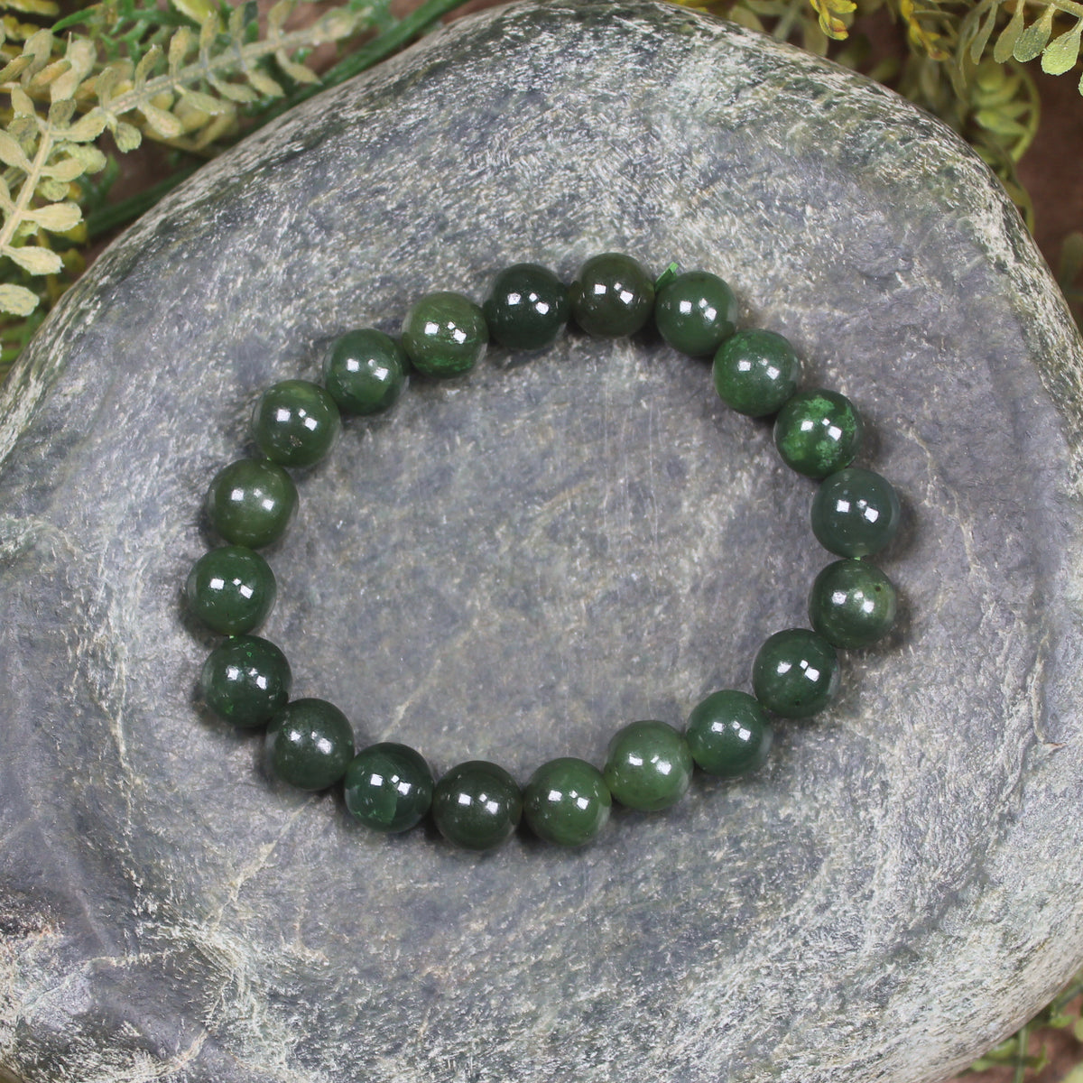 Kawakawa Pounamu beaded bracelet