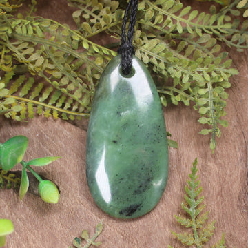 Roimata or Teardop carved from Hapopo Pounamu - NZ Greenstone