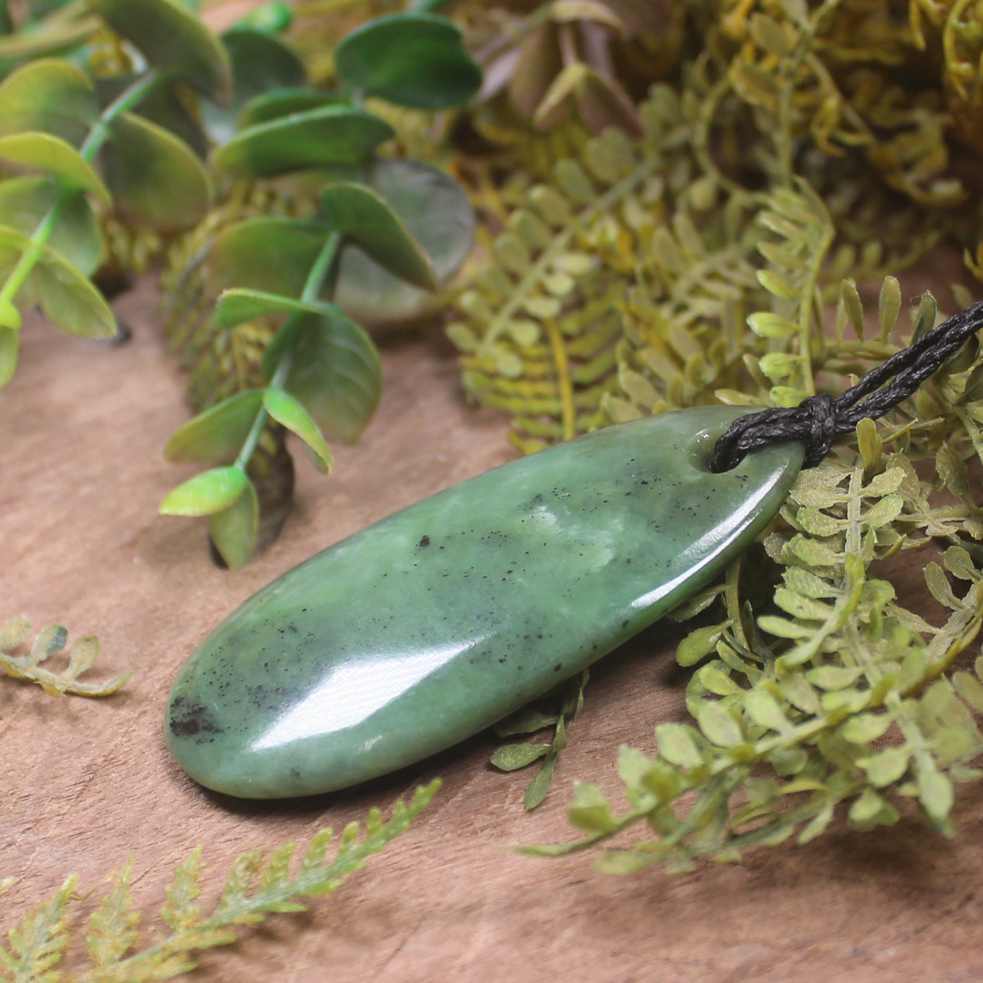 Roimata or Teardop carved from Hapopo Pounamu - NZ Greenstone
