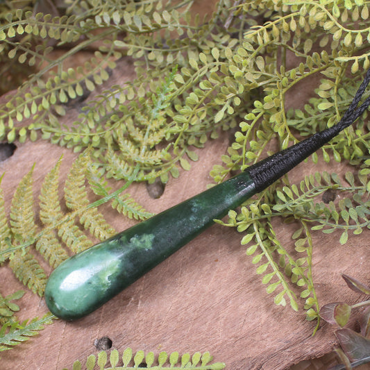 Kawakawa Pounamu Roimata Pendant - NZ Greenstone