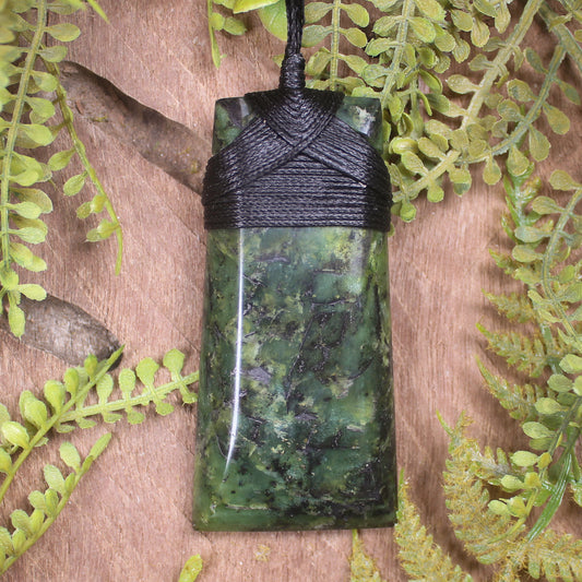 Douglas Creek Pounamu carved into a Toki Pendant - NZ Greenstone