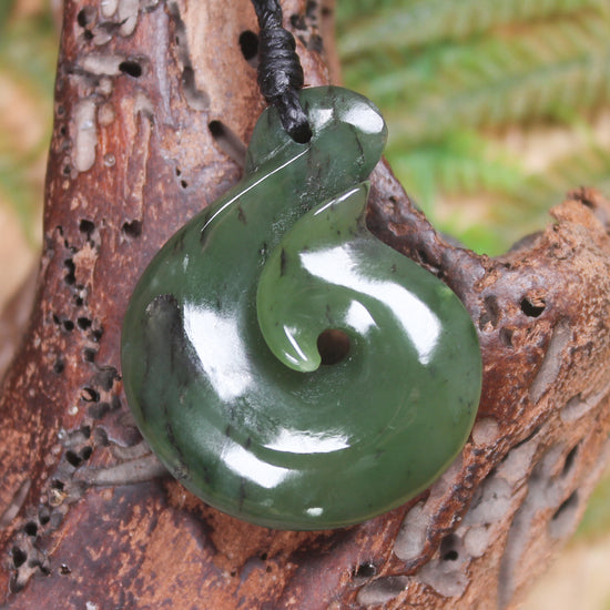 Rimu Pounamu Hei Matau Pendant