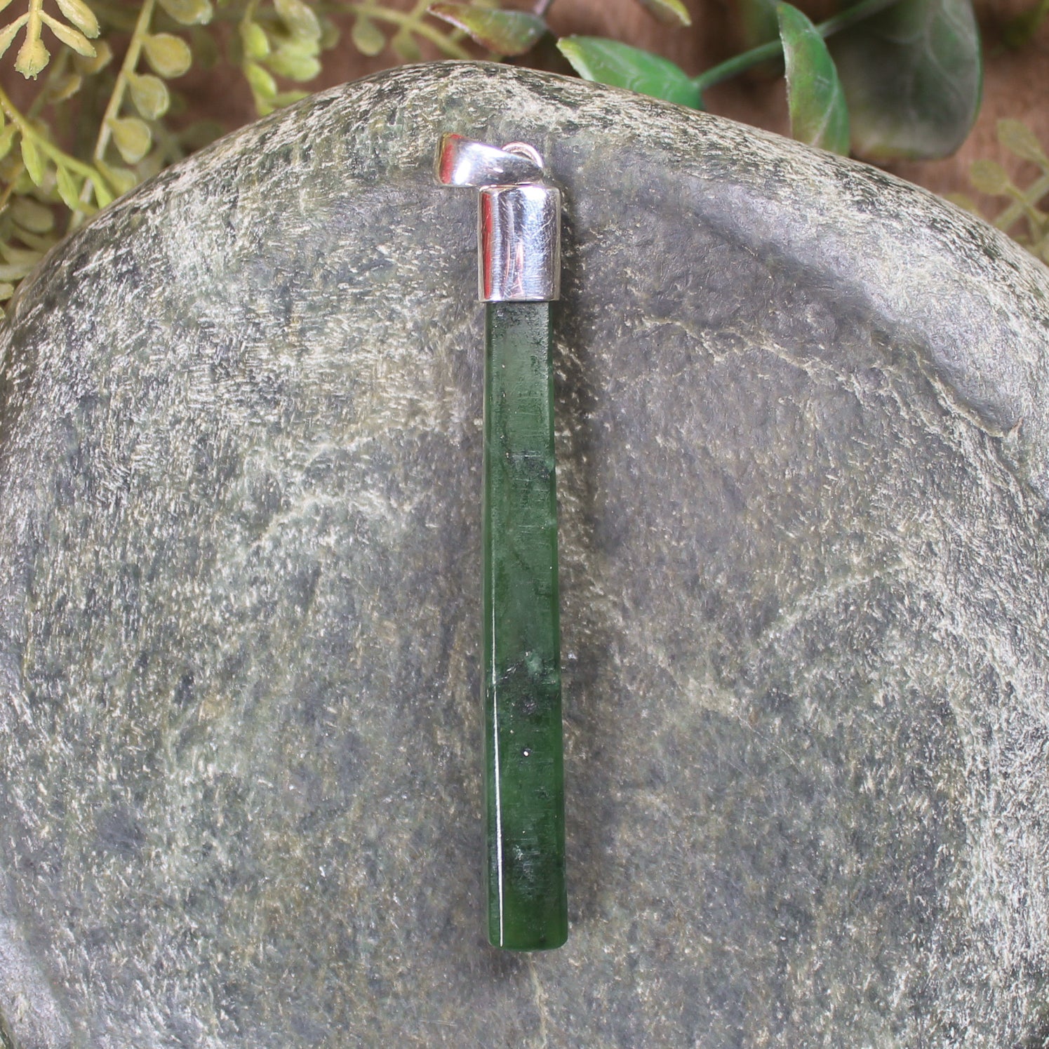 Kawakawa Pounamu pendant set in Sterling Silver - NZ Greenstone