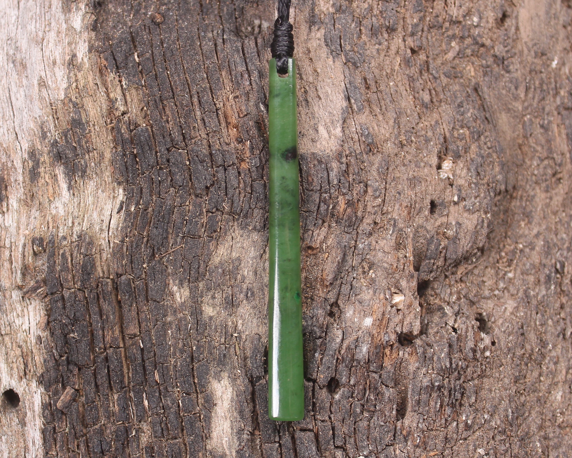 Roimata Teardrop carved from Hapopo Pounamu - NZ Greenstone