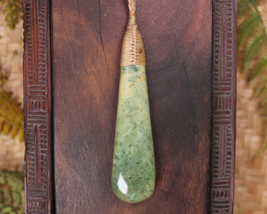 Flower Jade Pounamu Roimata Pendant - NZ Greenstone
