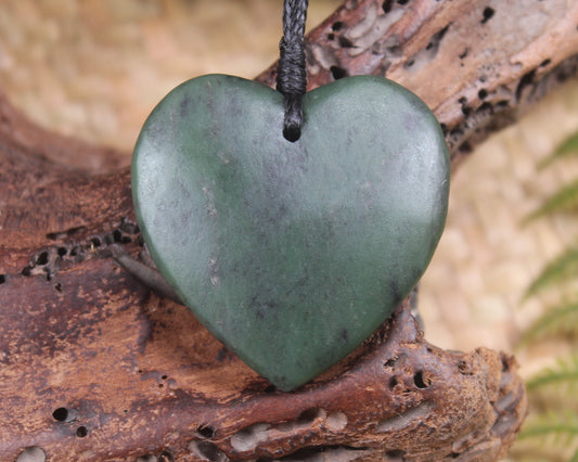 Heart carved from Hapopo Pounamu - NZ Greenstone