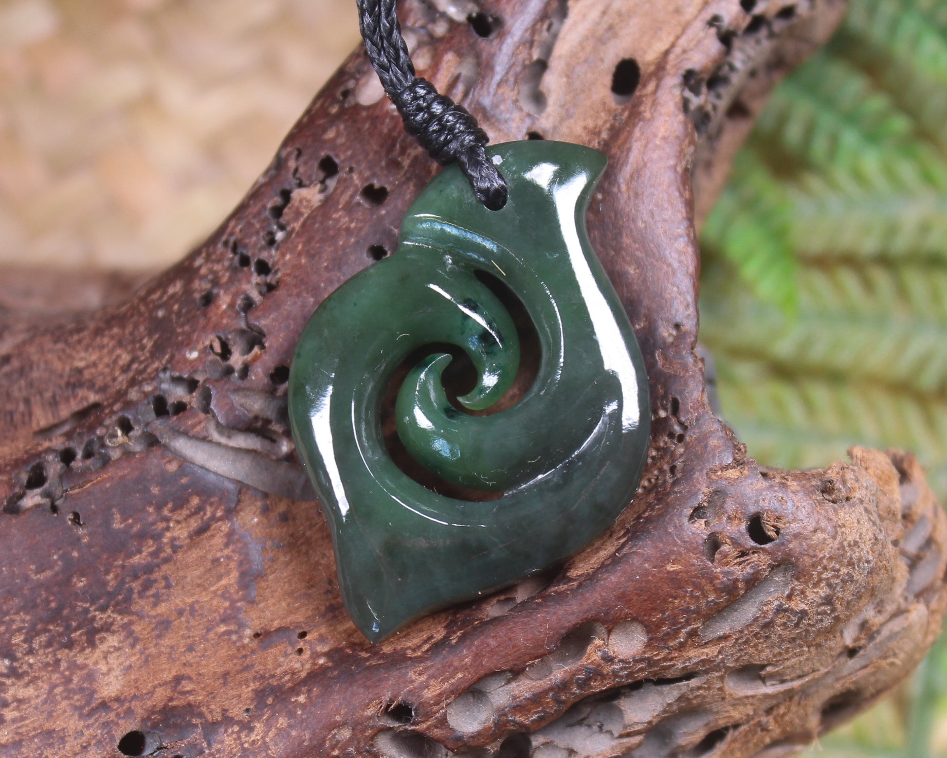 Hei Matau or Fish Hook carved from Kawakawa Pounamu - NZ Greenstone