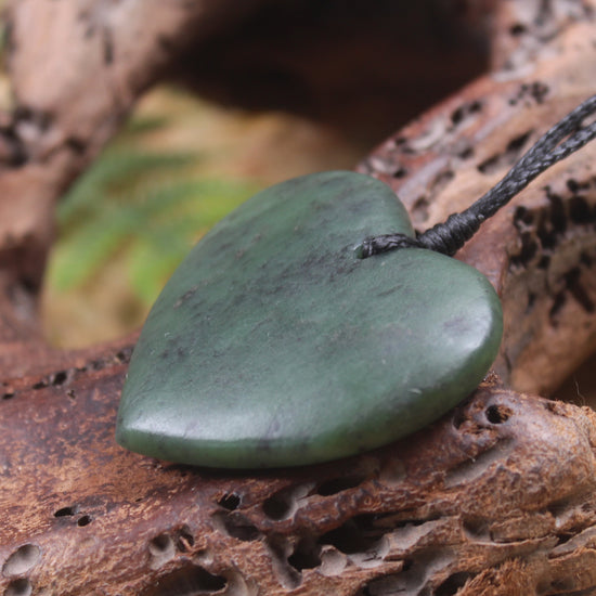 Heart carved from Hapopo Pounamu - NZ Greenstone