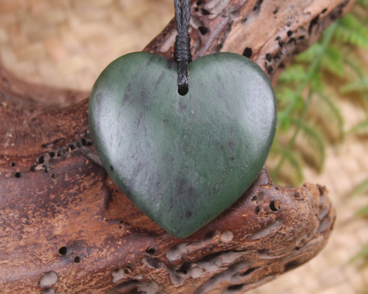 Heart carved from Hapopo Pounamu - NZ Greenstone