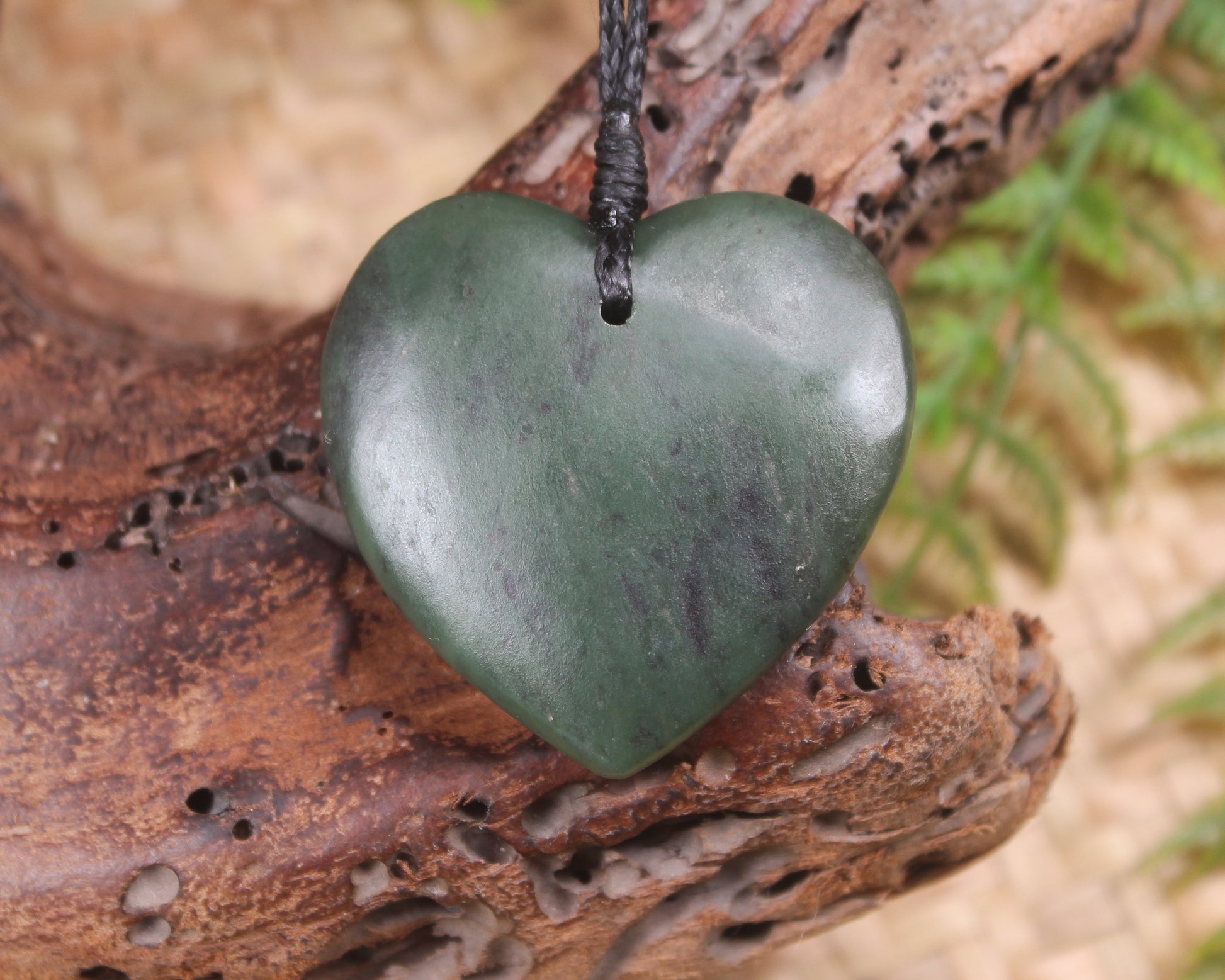 Heart carved from Hapopo Pounamu - NZ Greenstone