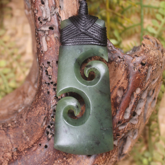 Toki or Adze with Koru carved from Hapopo Pounamu - NZ Greenstone
