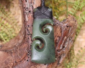 Toki or Adze with Koru carved from Hapopo Pounamu - NZ Greenstone