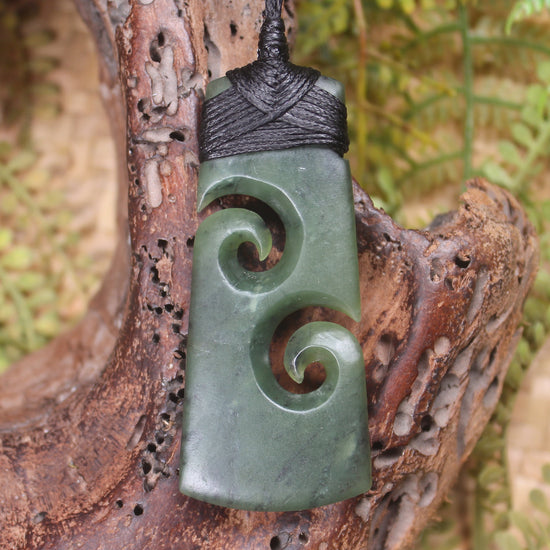 Toki or Adze with Koru carved from Hapopo Pounamu - NZ Greenstone