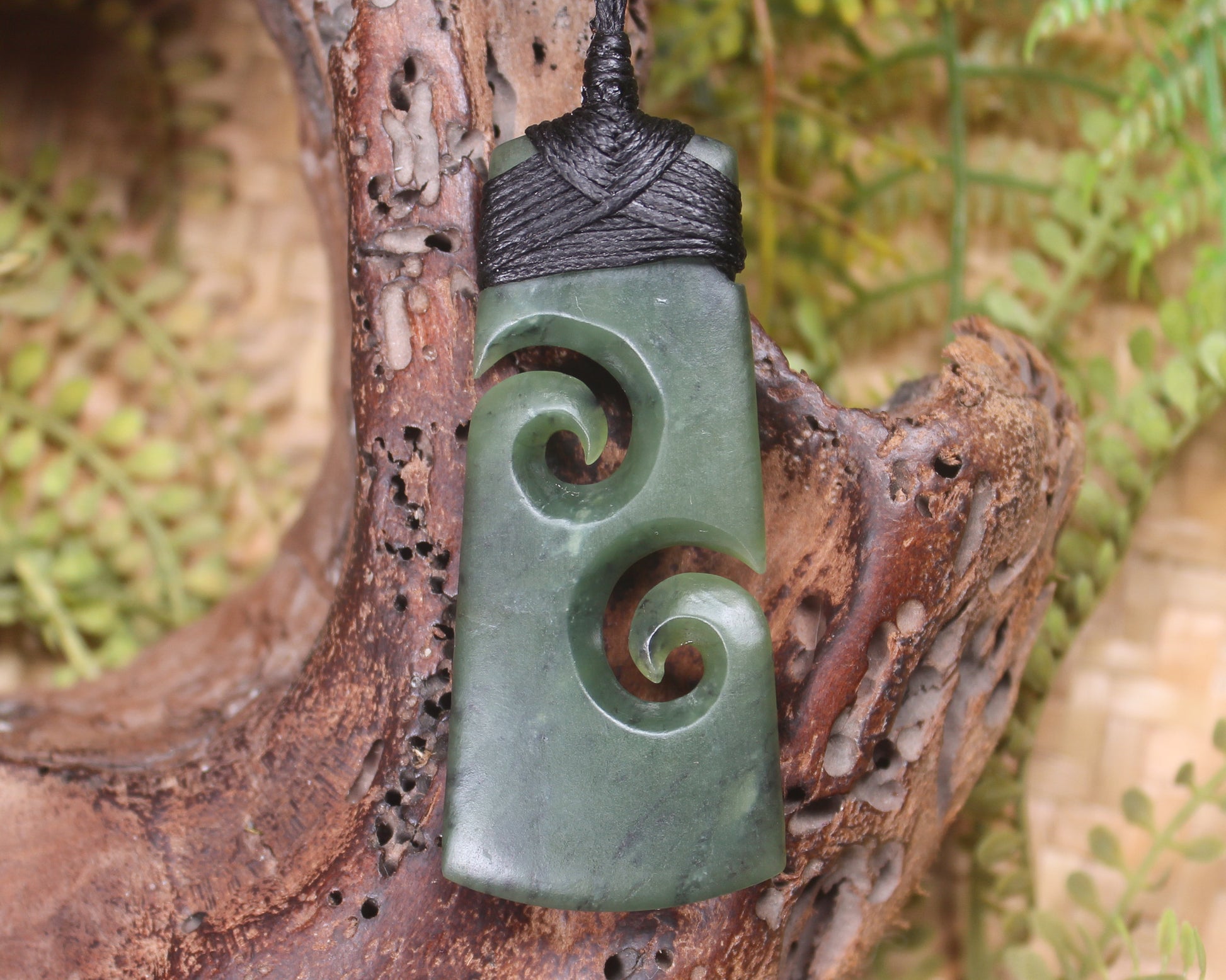 Toki or Adze with Koru carved from Hapopo Pounamu - NZ Greenstone