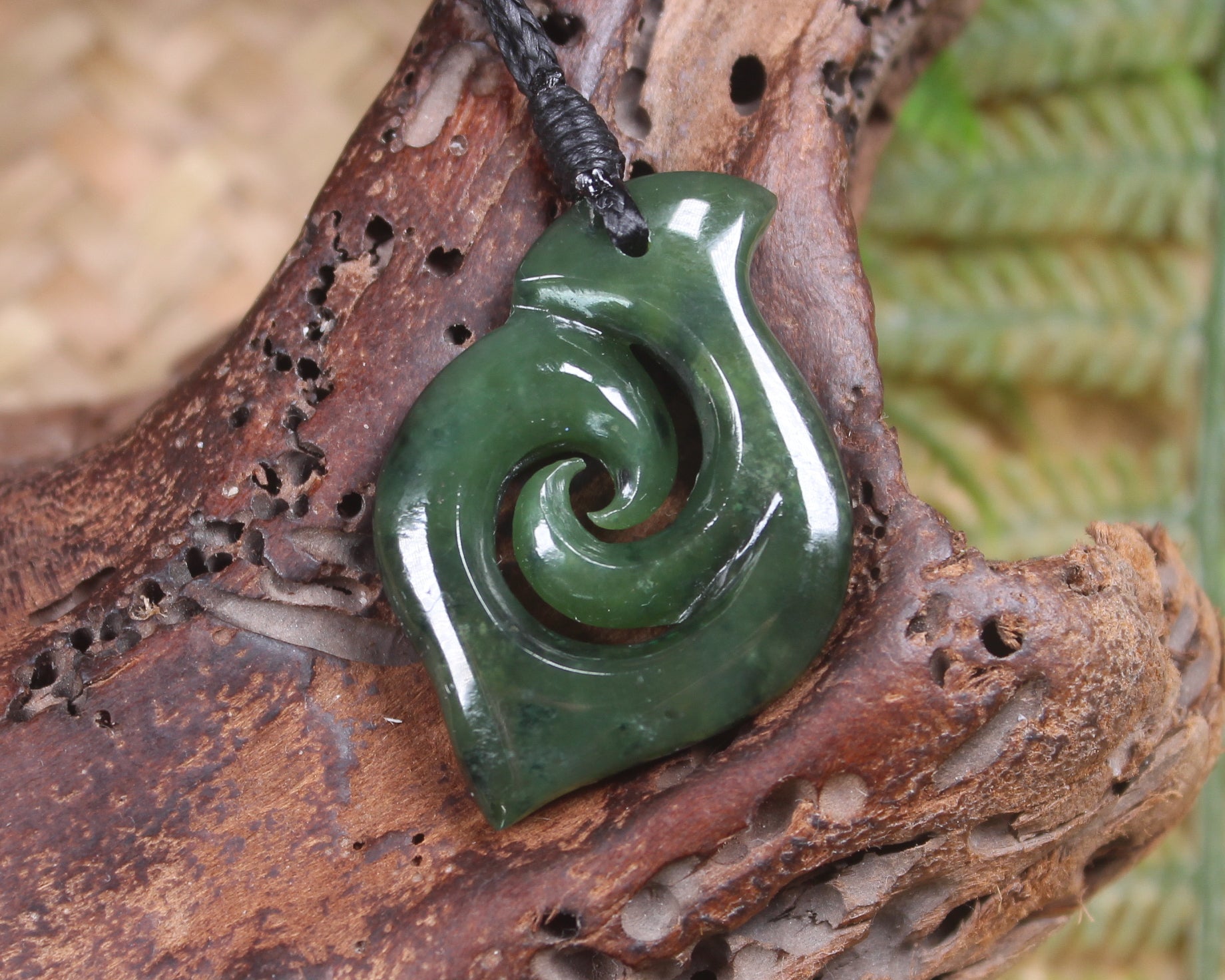 Hei Matau or Fish Hook carved from Kawakawa Pounamu - NZ Greenstone