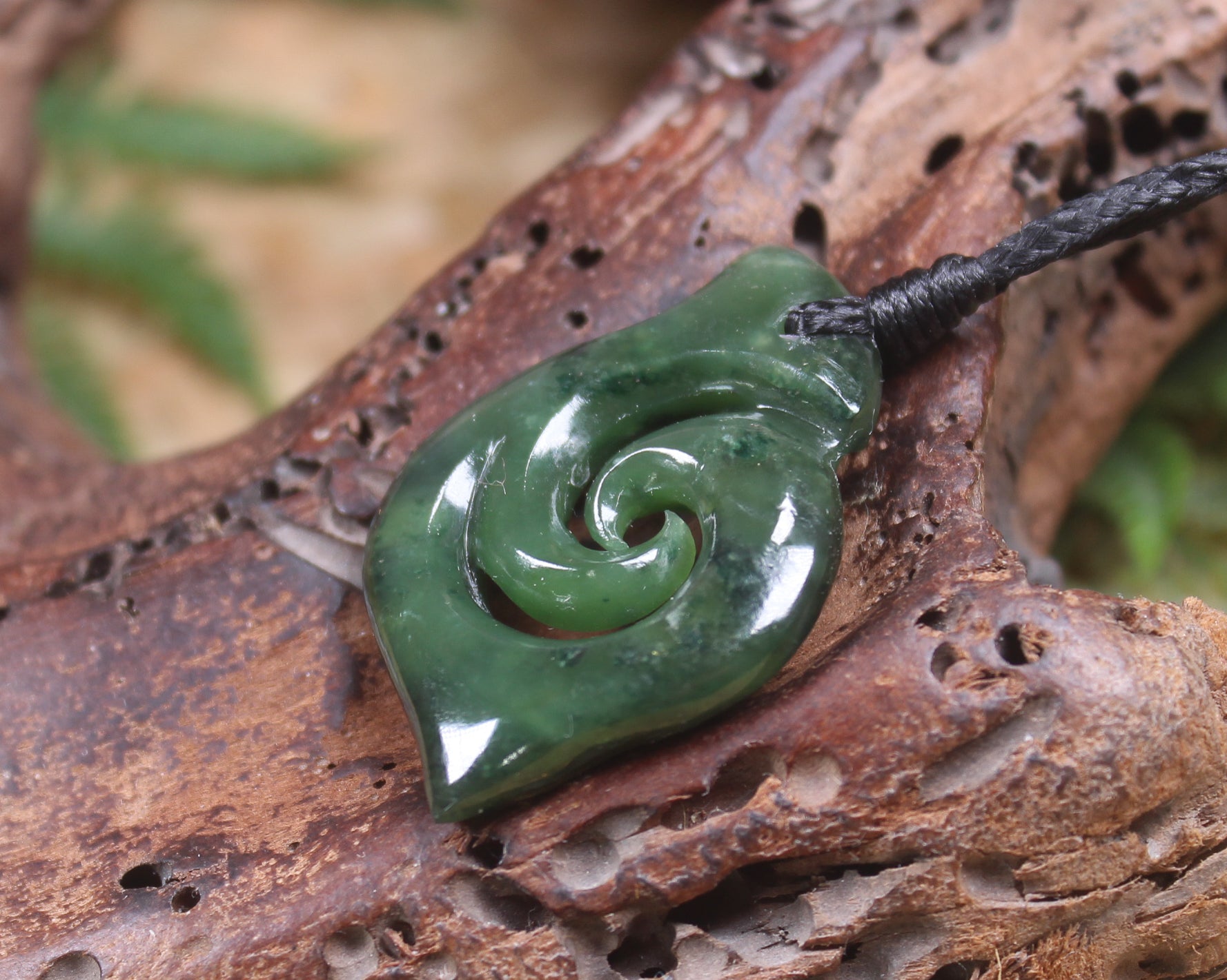 Hei Matau or Fish Hook carved from Kawakawa Pounamu - NZ Greenstone