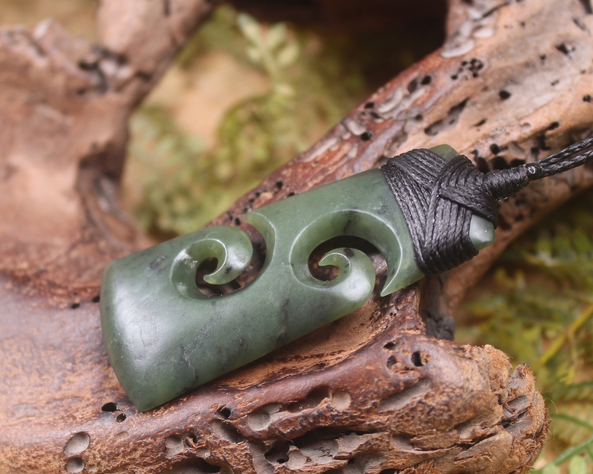 Toki or Adze with Koru carved from Hapopo Pounamu - NZ Greenstone
