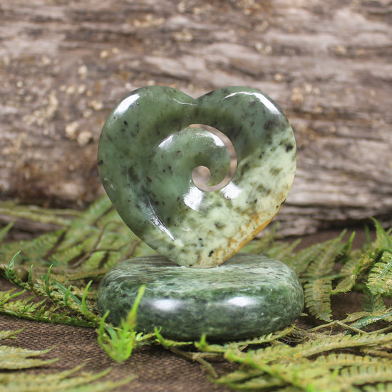 Koru heart sculpture carved from Flower Jade Pounamu - NZ Greenstone
