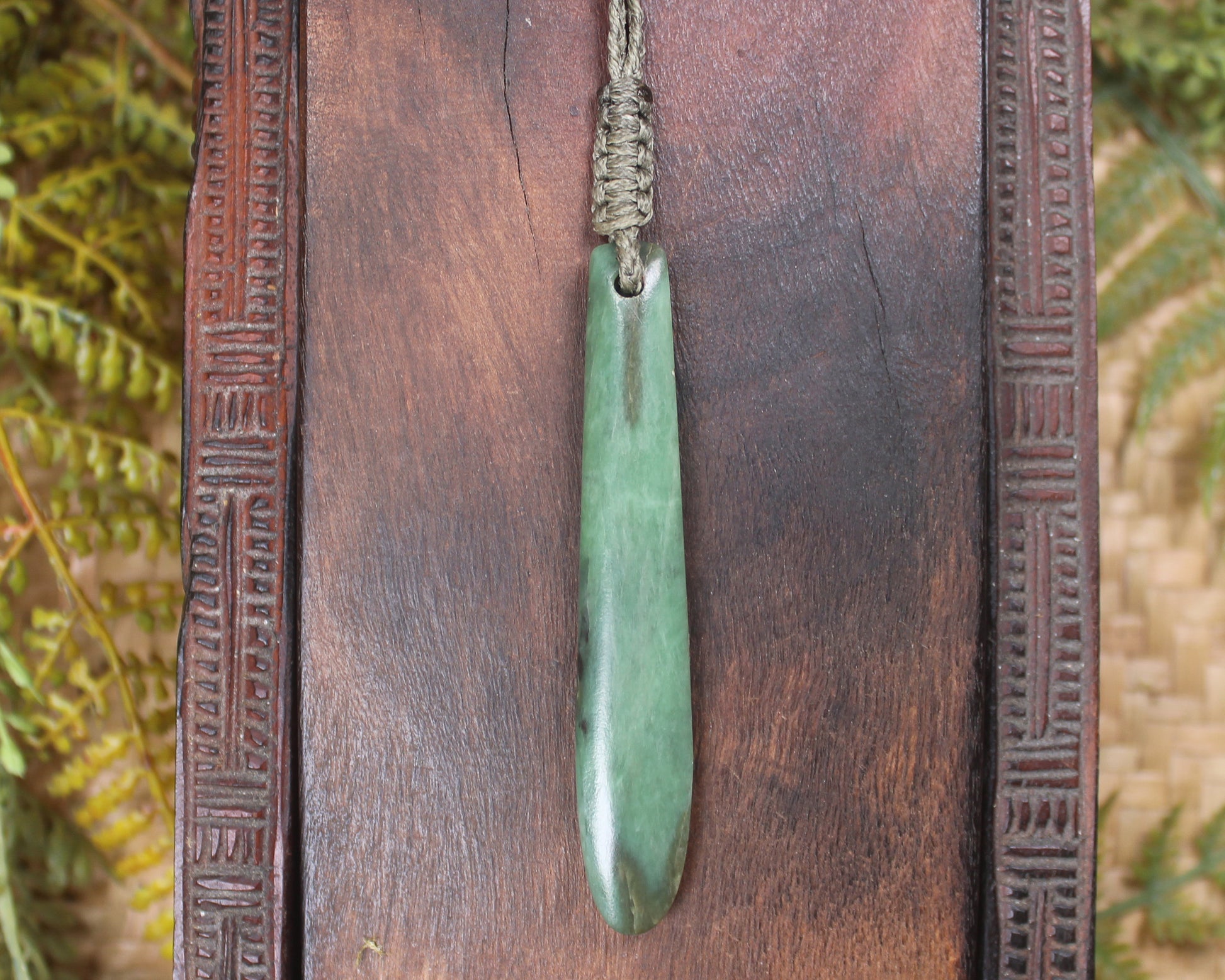 Roimata Teardrop carved from Hapopo Pounamu - NZ Greenstone