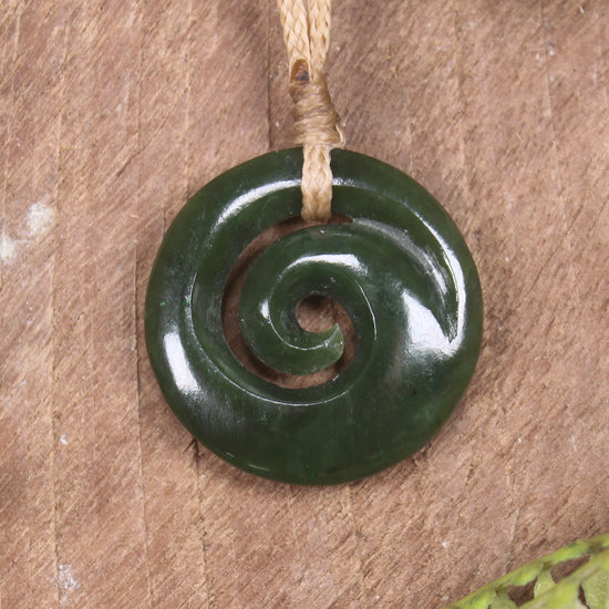 Kawakawa Pounamu Koru