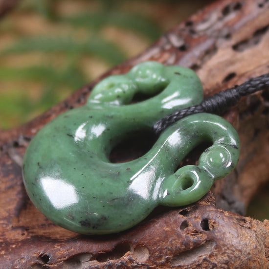 Pekapeka Pendant carved from Hapopo Pounamu - NZ Greenstone