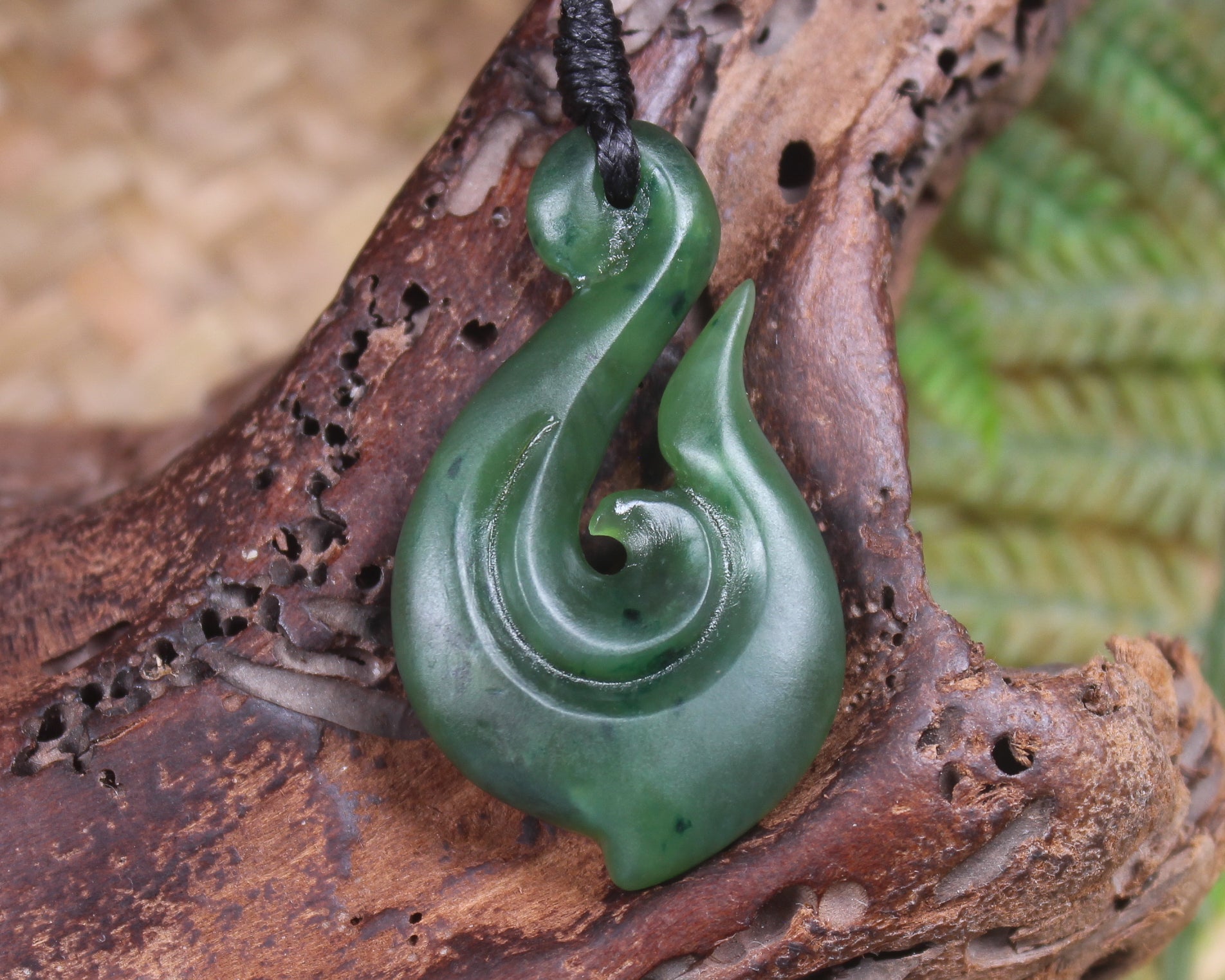 Hei Matau or Fish Hook carved from Kawakawa Pounamu - NZ Greenstone