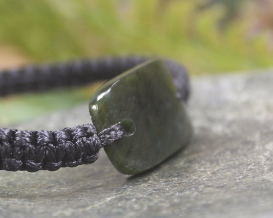 NZ Greenstone Adjustable Cord Bracelet (BH544) Rimu Pounamu