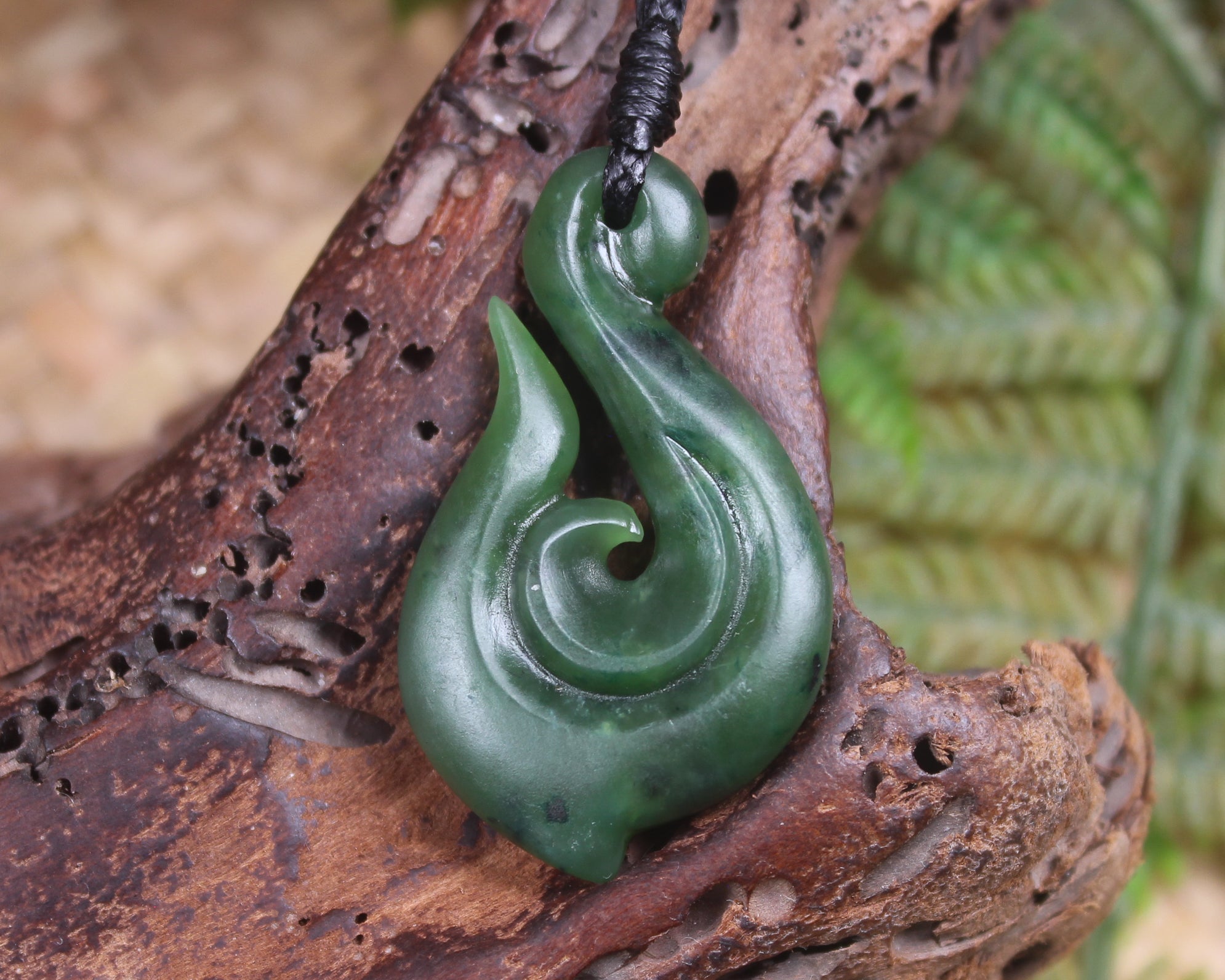 Hei Matau or Fish Hook carved from Kawakawa Pounamu - NZ Greenstone