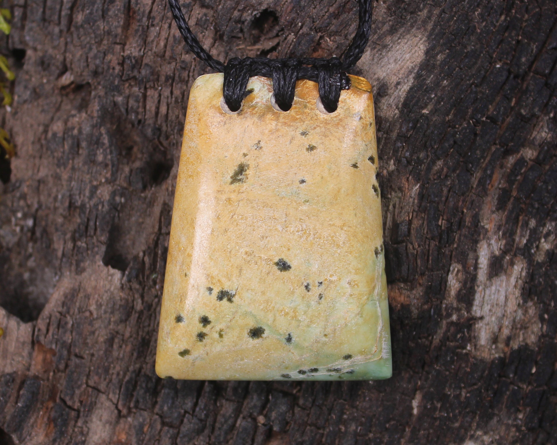 Flower Jade Pounamu Toki Pendant - NZ Greenstone