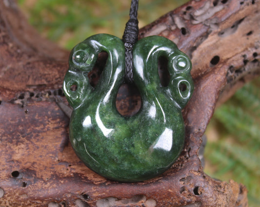 Pekapeka Pendant carved from Kawakawa Pounamu - NZ Greenstone