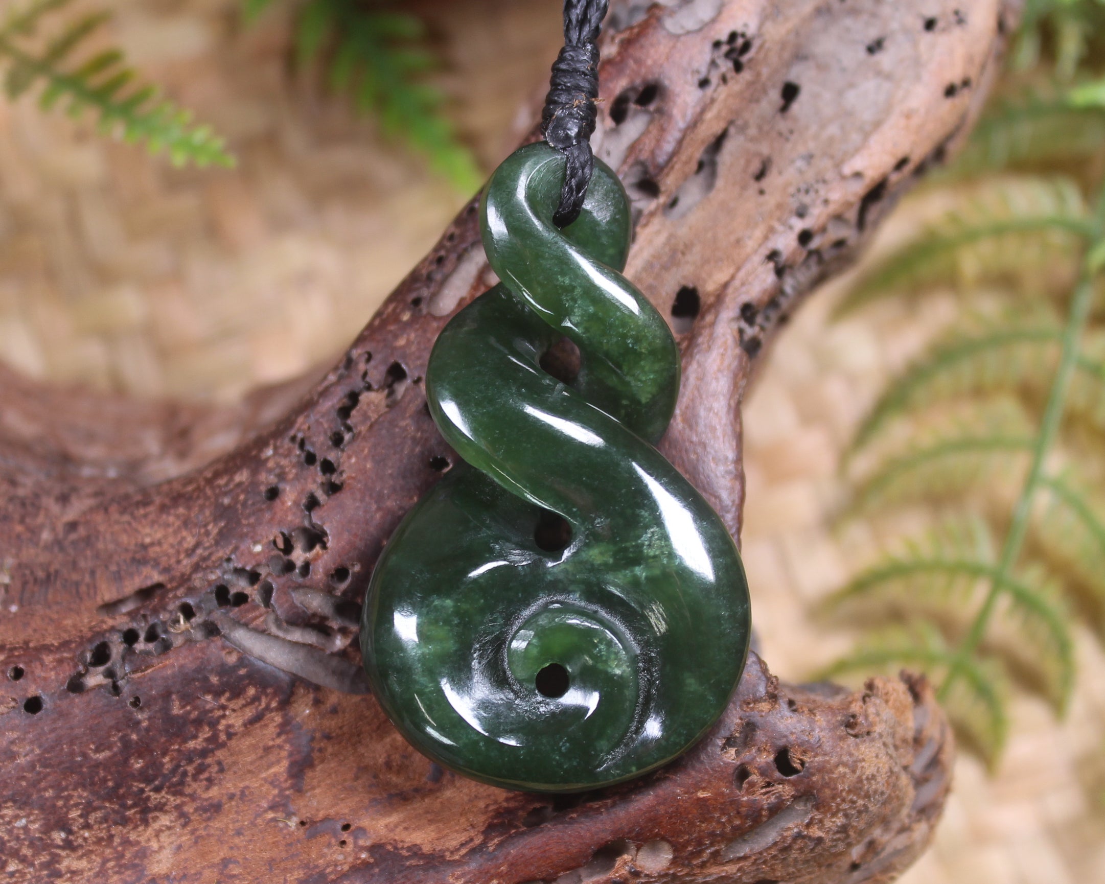 Koru Twist carved from Kawakawa Pounamu - NZ Greenstone