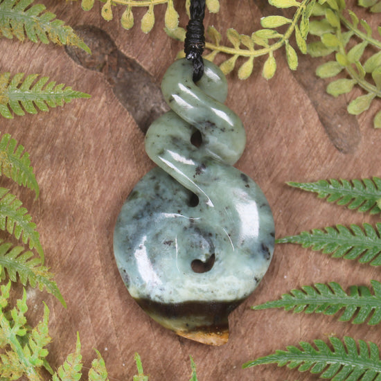 Twist or Pikorua carved from Flower Jade Pounamu - NZ Greenstone