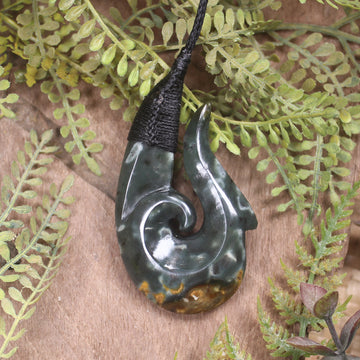 Hei Matau or Fish Hook carved from Rimu Pounamu - NZ Greenstone