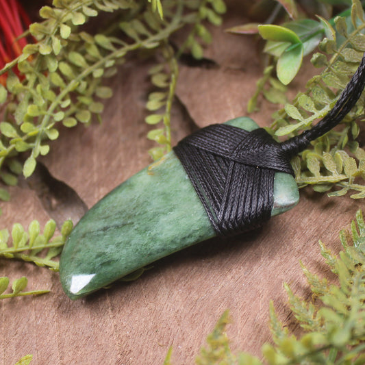Flower Jade Pounamu Taniwha Tooth pendant