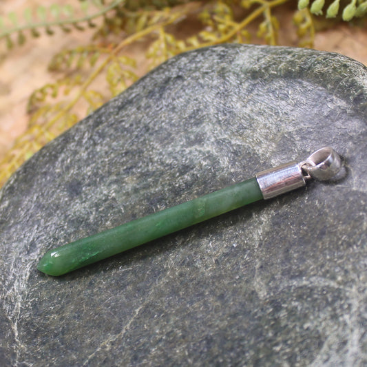 Hapopo Pounamu pendant set in Sterling Silver - NZ Greenstone