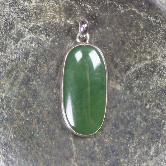Hapopo Pounamu pendant set in Sterling Silver - NZ Greenstone