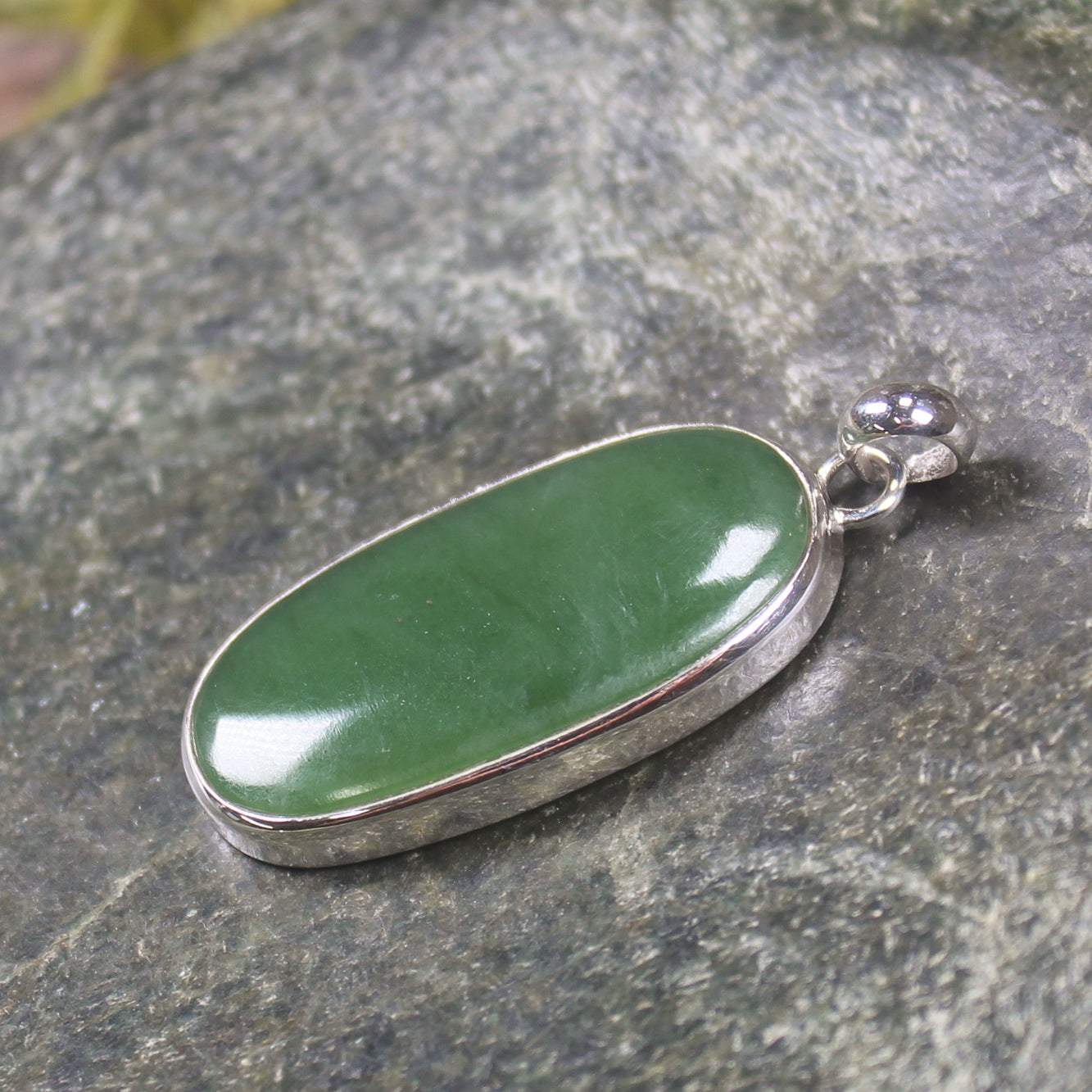 Hapopo Pounamu pendant set in Sterling Silver - NZ Greenstone