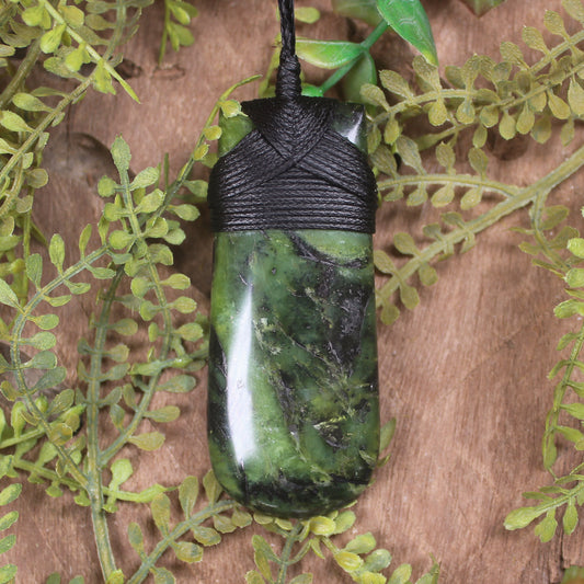 Roimata or Teardop carved from Douglas Creek Pounamu - NZ Greenstone