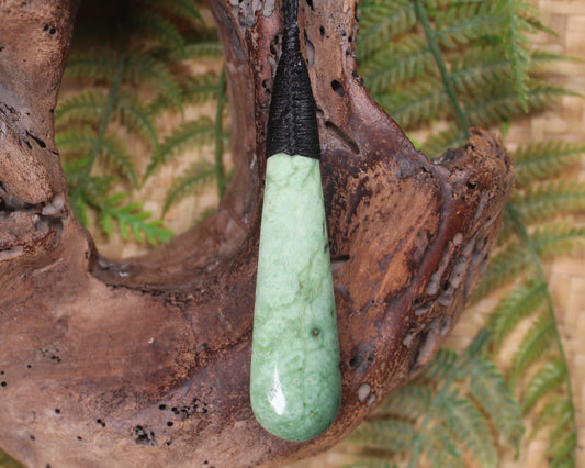 Kawakawa Pounamu Roimata Pendant - NZ Greenstone