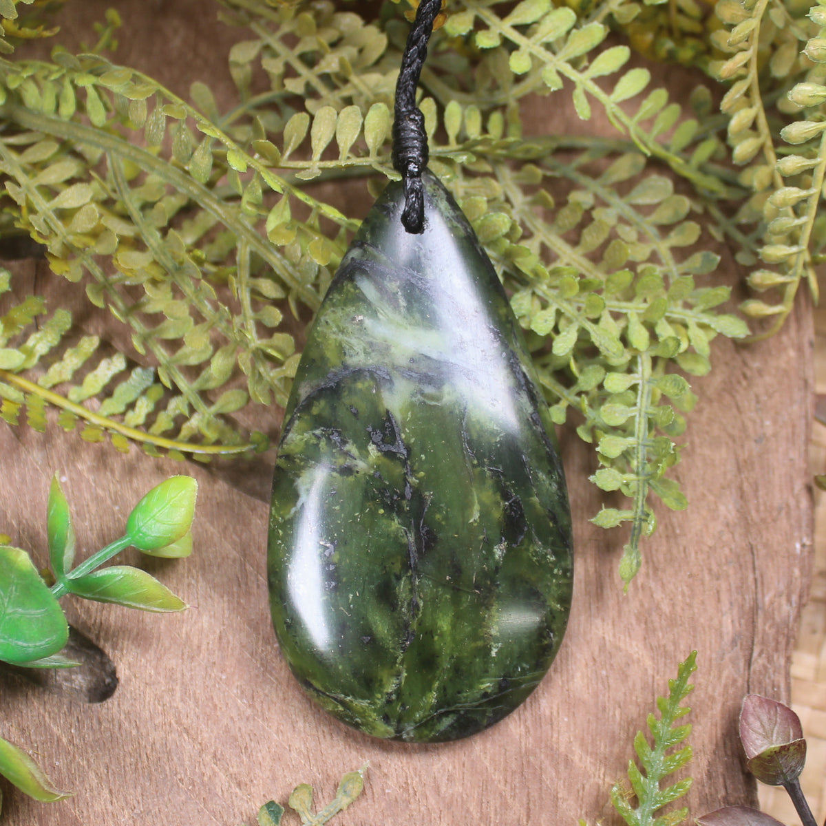 Roimata or Teardop carved from Douglas Creek Pounamu - NZ Greenstone