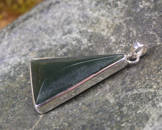 Kawakawa Pounamu pendant set in Sterling Silver - NZ Greenstone