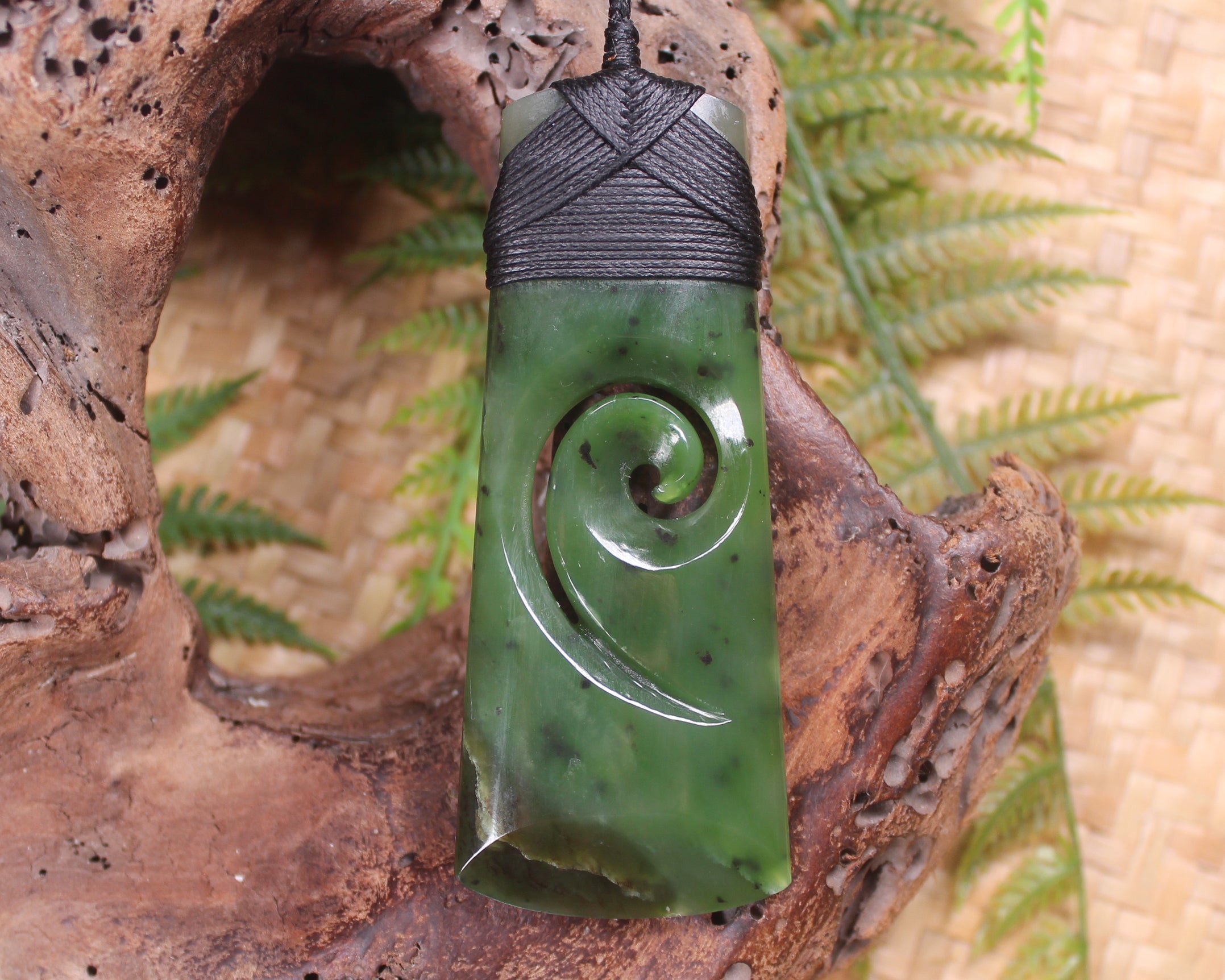 Toki or Adze with Koru carved from Hapopo Pounamu - NZ Greenstone