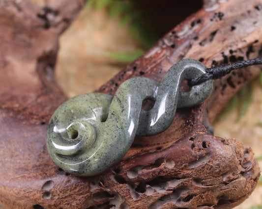 Koru Twist carved from Serpentine Pounamu - NZ Greenstone