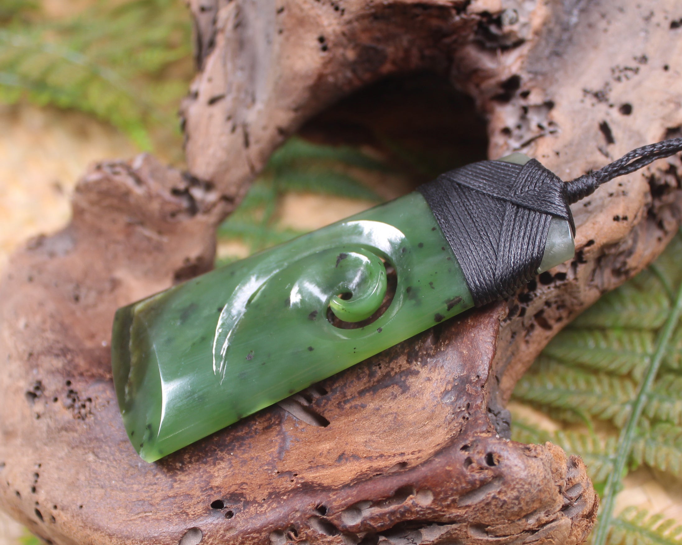 Toki or Adze with Koru carved from Hapopo Pounamu - NZ Greenstone