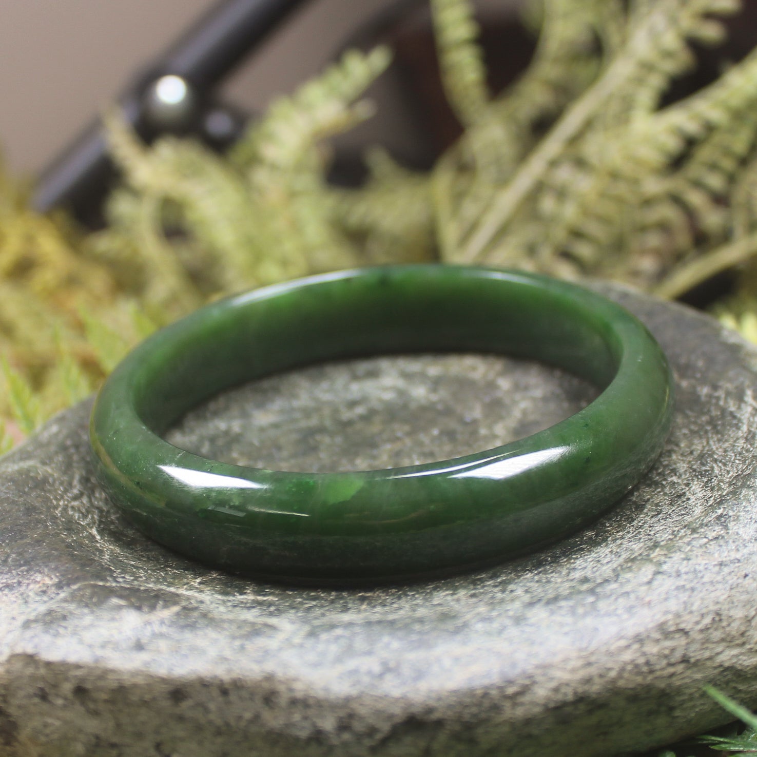 Bangle carved from Kawakawa Pounamu - NZ Greenstone