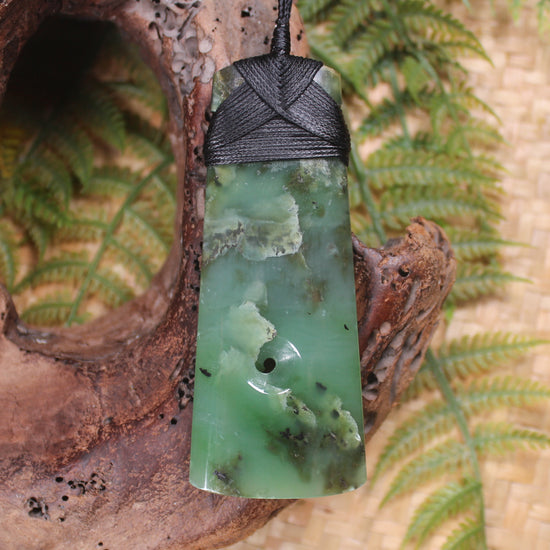 Toki or Adze with Koru Pendant carved from Inanga Pounamu - NZ Greenstone